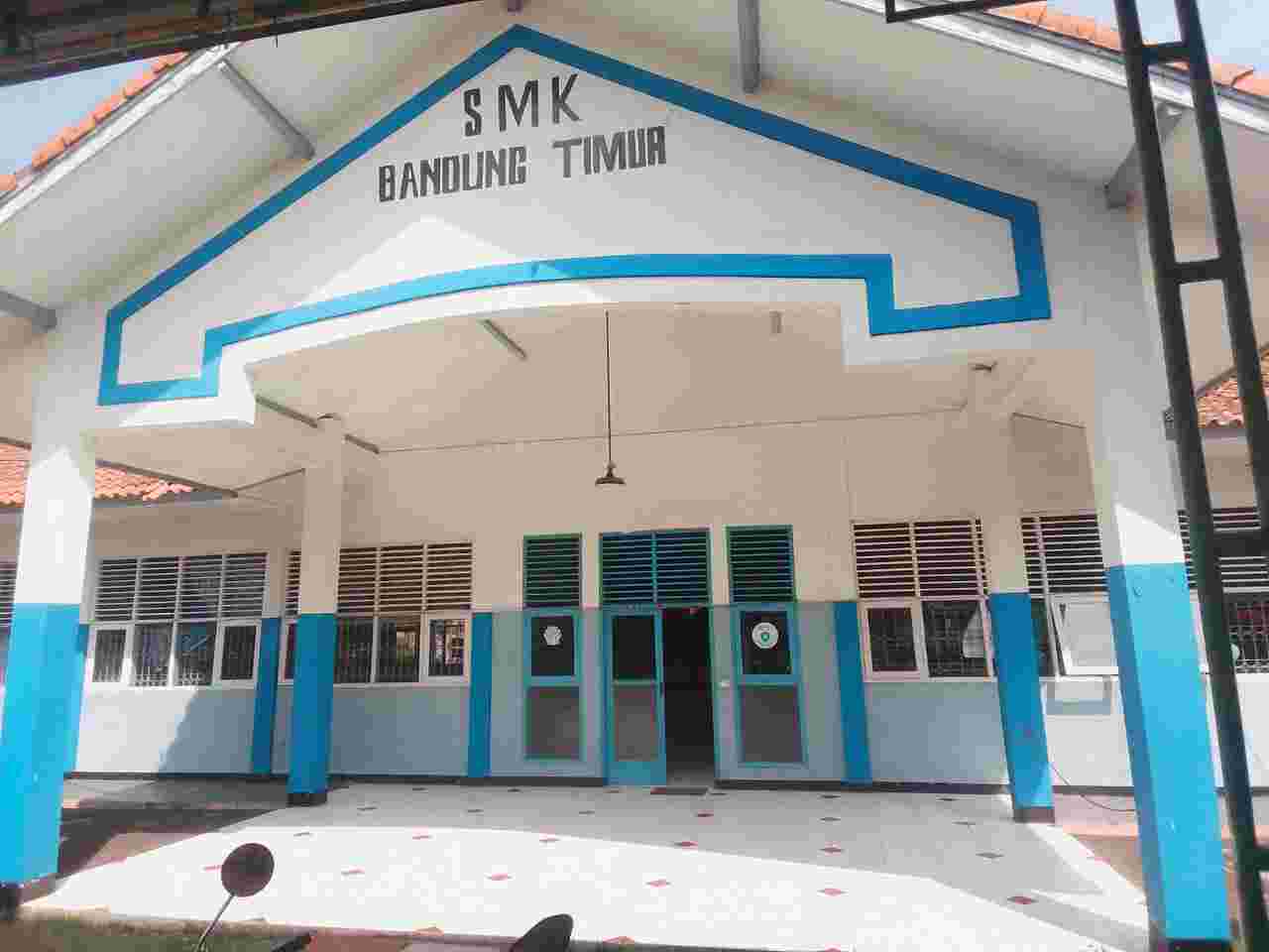 Wali Murid Keluhkan Pengambilan Ijazah di SMK Bandung Timur