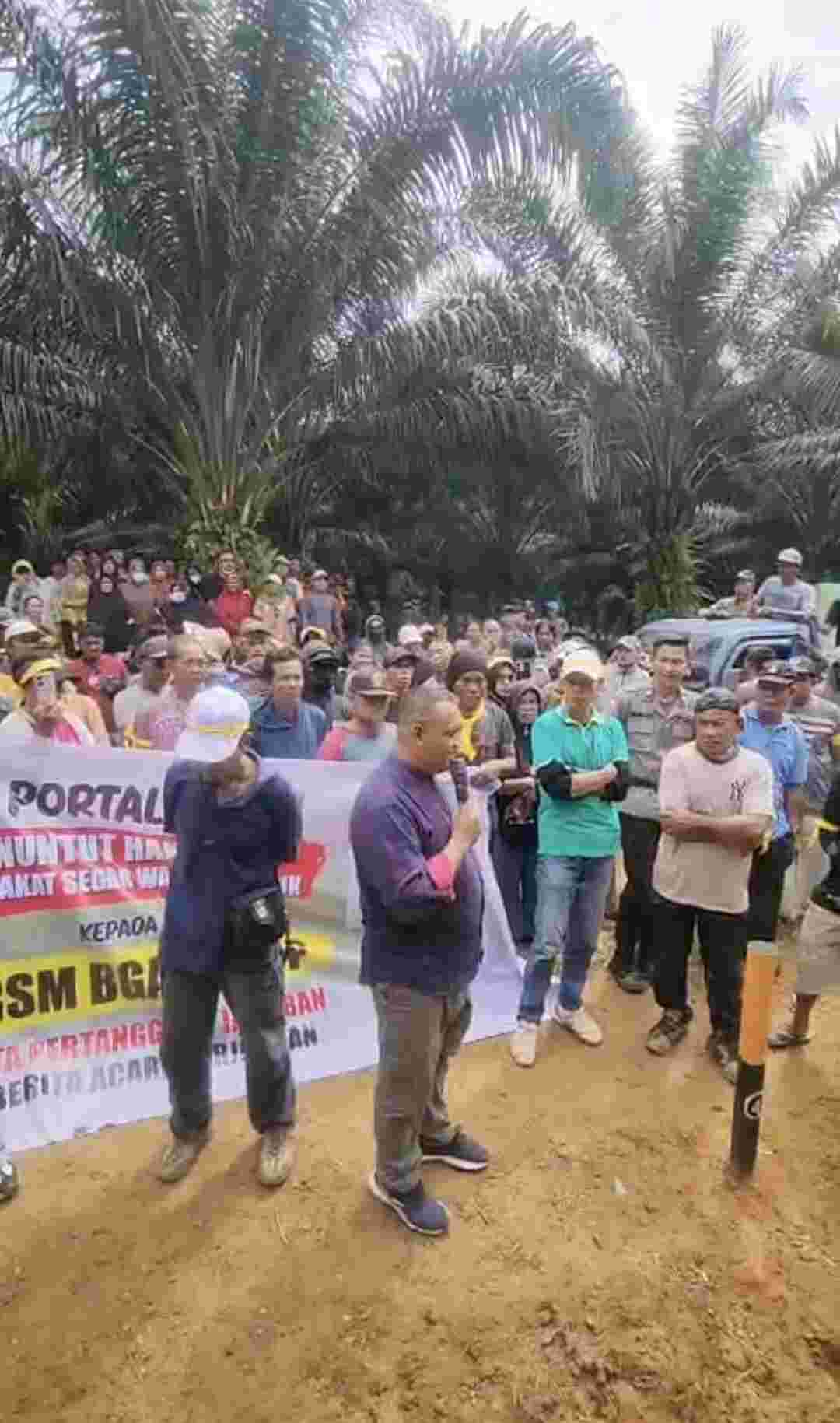 Warga Segar Wangi Blokir Lahan PT RSM